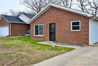 3926 Carver Street, New Albany, IN 47150