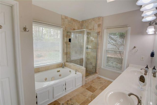 5265 N Hillbrooke Trace, Johns Creek, GA 30005