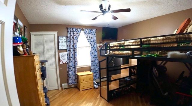 3433 Glover Street, Glover, VT 05839