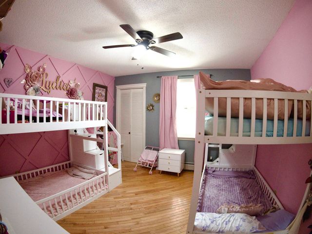 3433 Glover Street, Glover, VT 05839