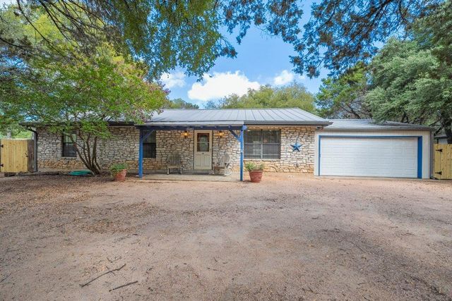 15 Las Flores DR, Wimberley, TX 78676