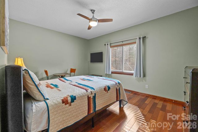 14558 Harbor Estate Road, Charlotte, NC 28278