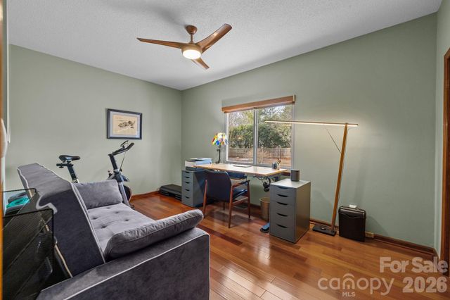 14558 Harbor Estate Road, Charlotte, NC 28278