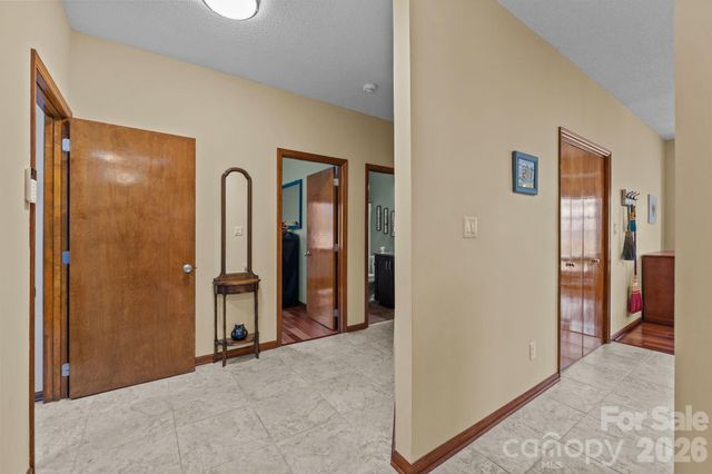 14558 Harbor Estate Road, Charlotte, NC 28278