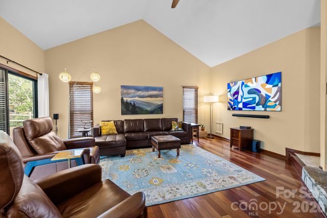 14558 Harbor Estate Road, Charlotte, NC 28278