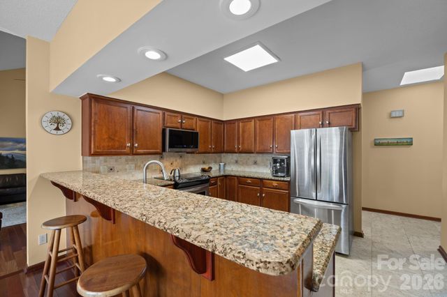 14558 Harbor Estate Road, Charlotte, NC 28278