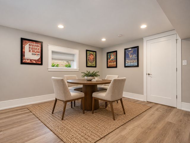 5534 N Linder Avenue, Chicago, IL 60630