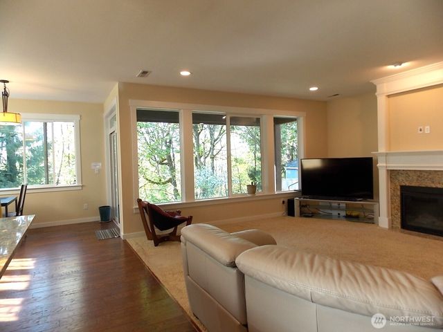 13328 80th Avenue E, Puyallup, WA 98373