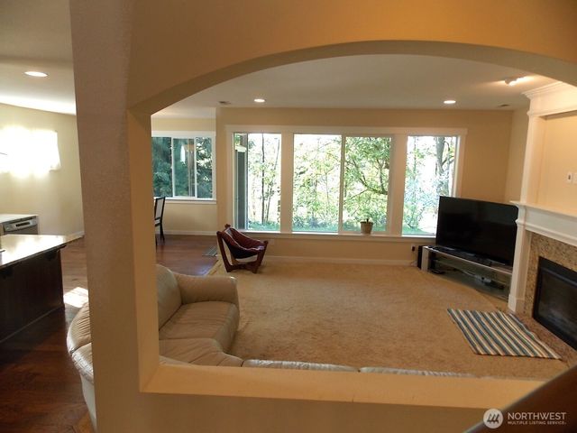 13328 80th Avenue E, Puyallup, WA 98373