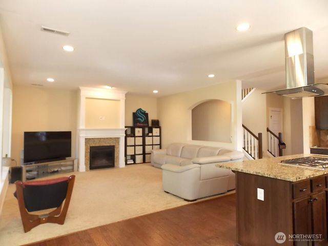 13328 80th Avenue E, Puyallup, WA 98373