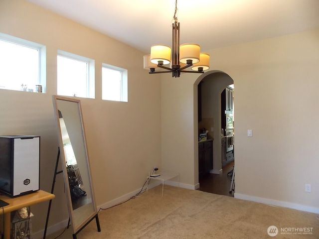 13328 80th Avenue E, Puyallup, WA 98373