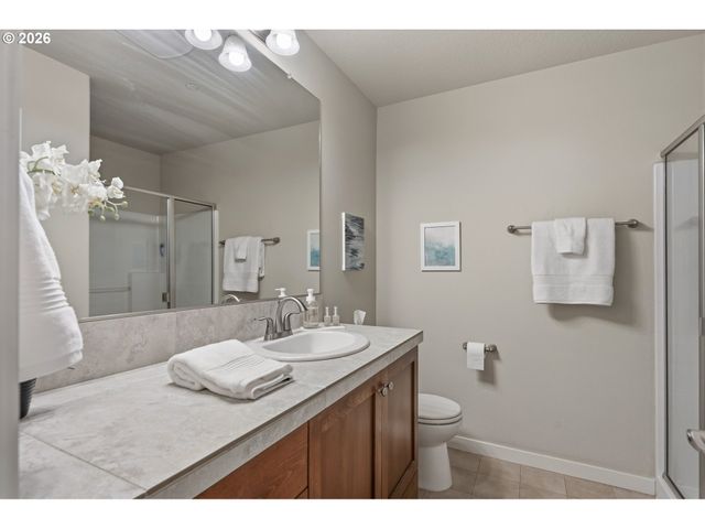 28526 Sw PARIS Ave, Wilsonville, OR 97070