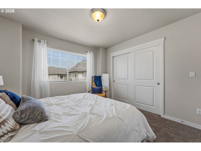 28526 Sw PARIS Ave, Wilsonville, OR 97070