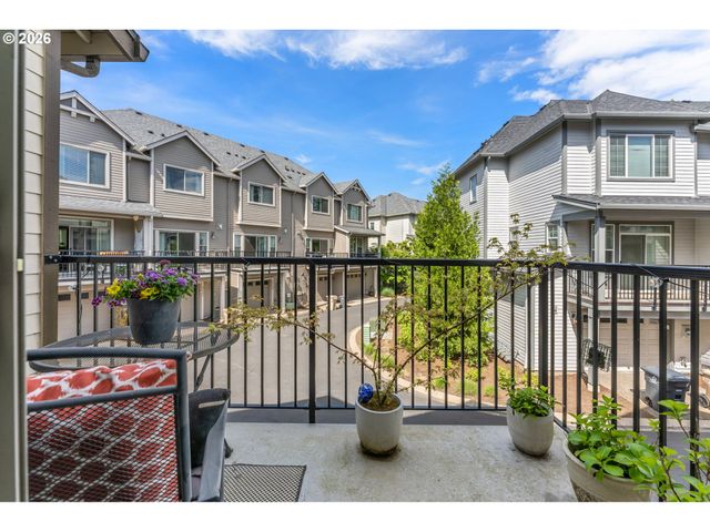 28526 Sw PARIS Ave, Wilsonville, OR 97070