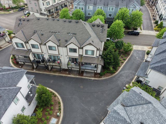 28526 Sw PARIS Ave, Wilsonville, OR 97070
