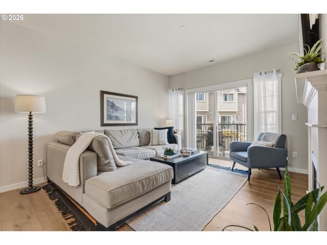 28526 Sw PARIS Ave, Wilsonville, OR 97070