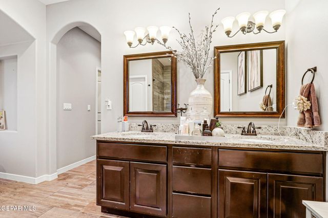 14704 LONG SHADOW Avenue, El Paso, TX 79938