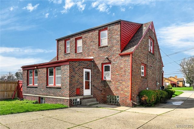 841 Cleveland Drive, Cheektowaga, NY 14225
