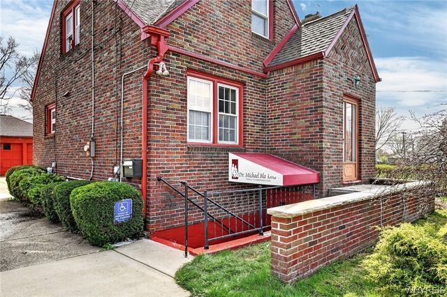 841 Cleveland Drive, Cheektowaga, NY 14225