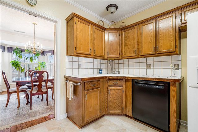 8624 WOOD FARMS CV, Memphis, TN 38016