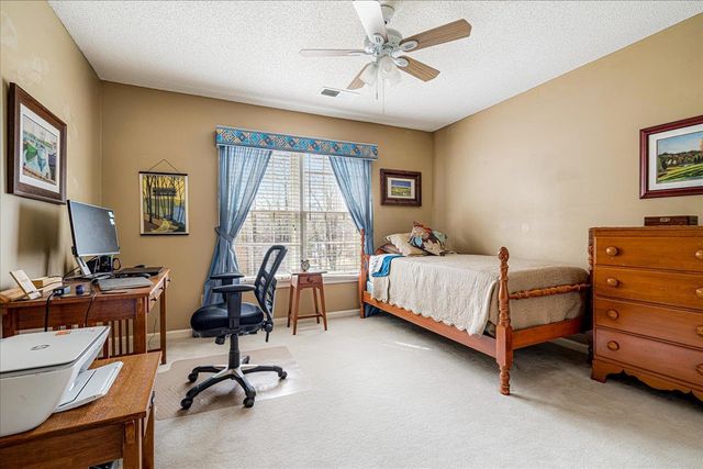 8624 WOOD FARMS CV, Memphis, TN 38016