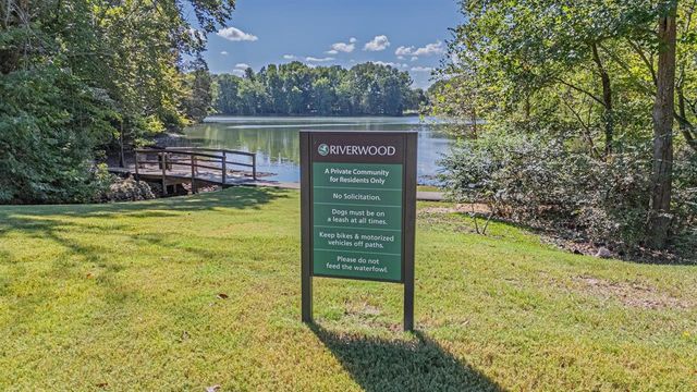 8624 WOOD FARMS CV, Memphis, TN 38016