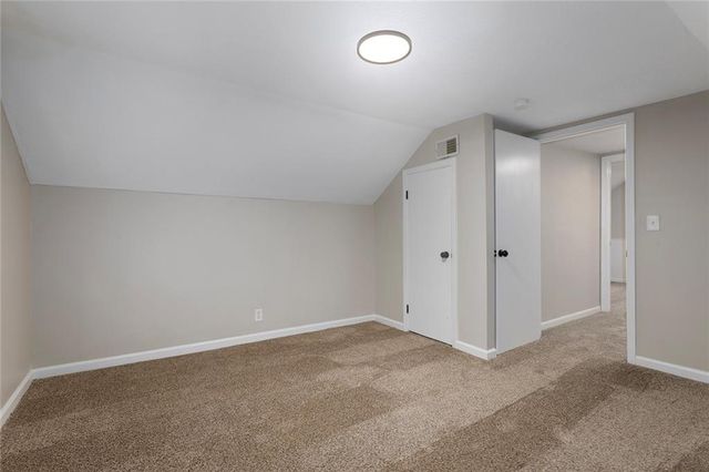 1400 E Hayward Avenue, Independence, MO 64050