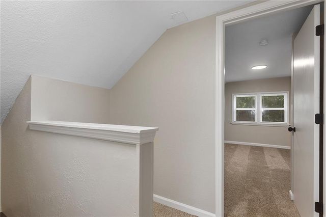 1400 E Hayward Avenue, Independence, MO 64050