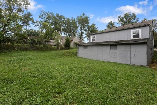 1400 E Hayward Avenue, Independence, MO 64050