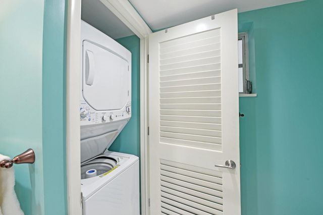 3090 NE 48th Street 314, Fort Lauderdale, FL 33308