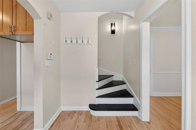 2112 W 48th Terrace, Westwood Hills, KS 66205