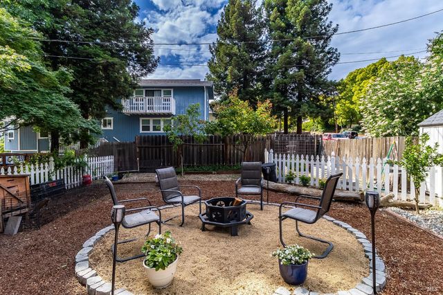 470 E O St, Benicia, CA 94510