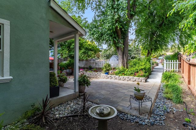 470 E O St, Benicia, CA 94510