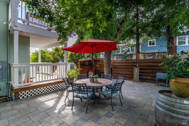 470 E O St, Benicia, CA 94510