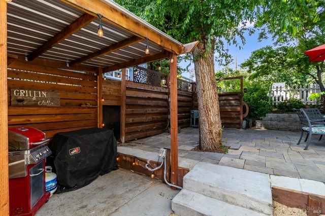 470 E O St, Benicia, CA 94510