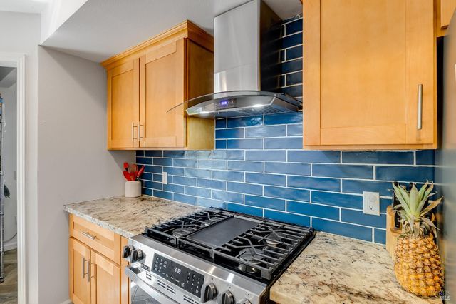 470 E O St, Benicia, CA 94510