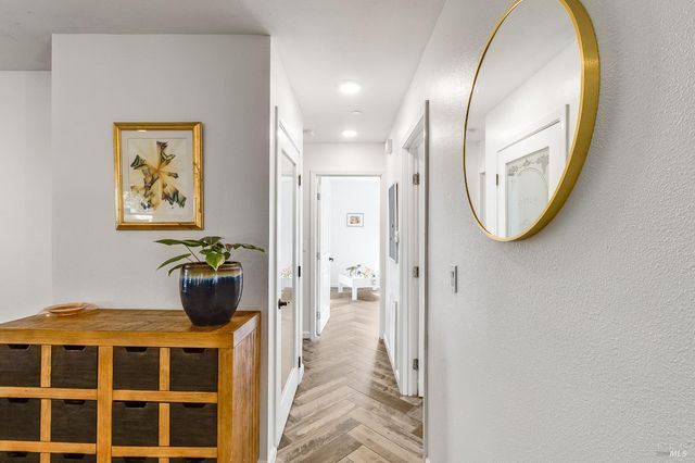 470 E O St, Benicia, CA 94510