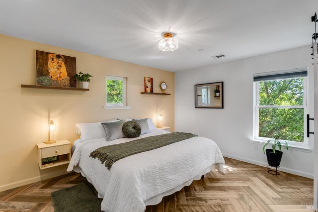 470 E O St, Benicia, CA 94510