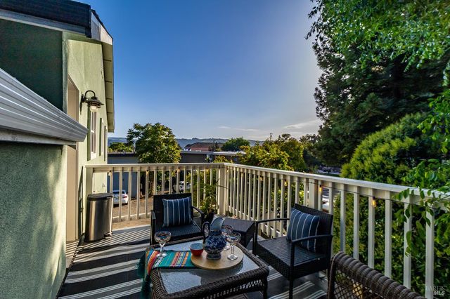 470 E O St, Benicia, CA 94510