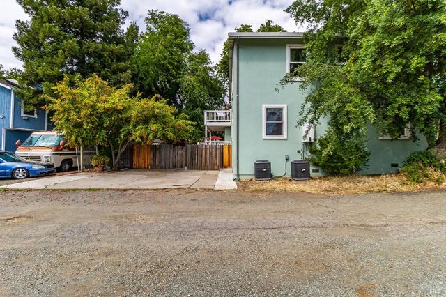 470 E O St, Benicia, CA 94510