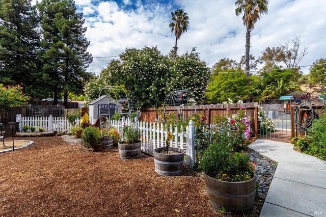 470 E O St, Benicia, CA 94510
