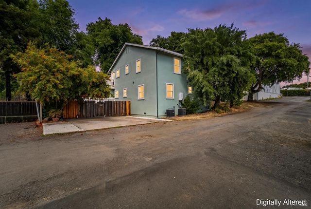 470 E O St, Benicia, CA 94510