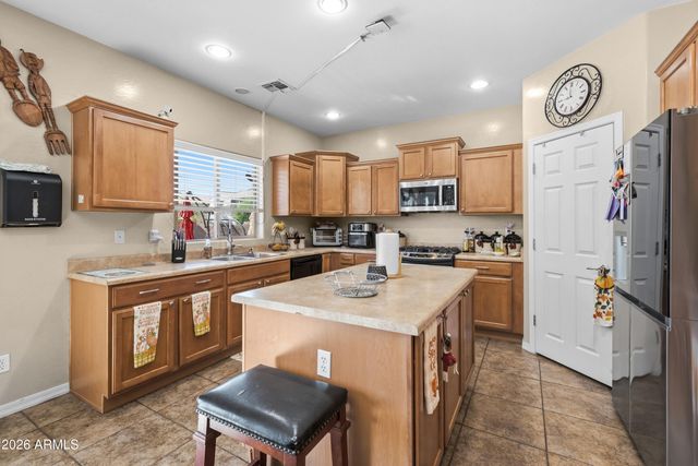 7639 W GEORGETOWN Way, Florence, AZ 85132