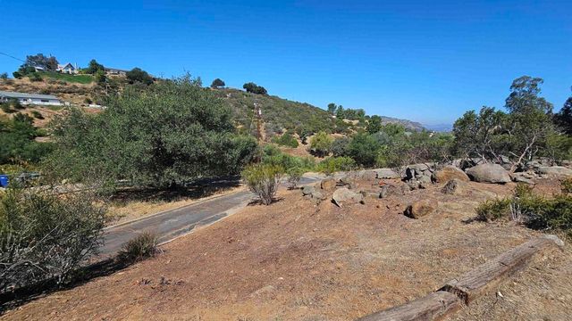 1331 Ramblewood, Alpine, CA 91901