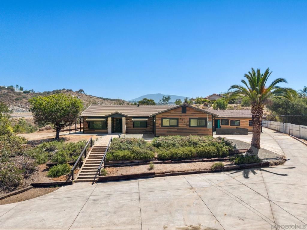 Image 1 of property listing at 1331 Ramblewood, Alpine, CA 91901