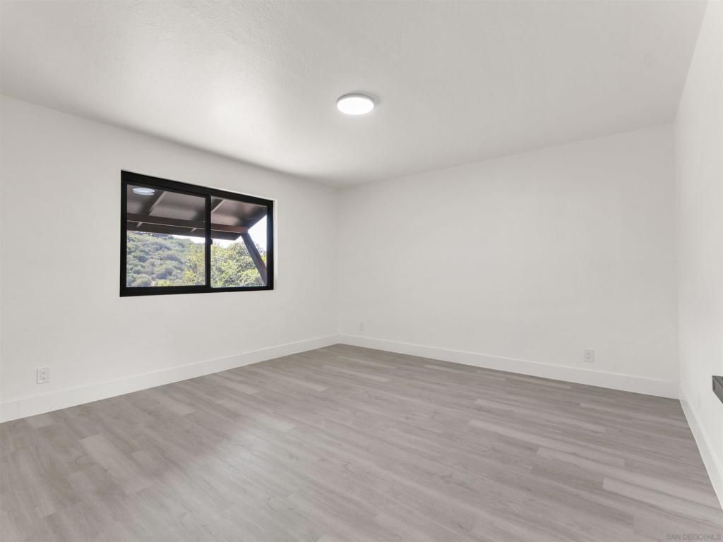 Image 18 of property listing at 1331 Ramblewood, Alpine, CA 91901