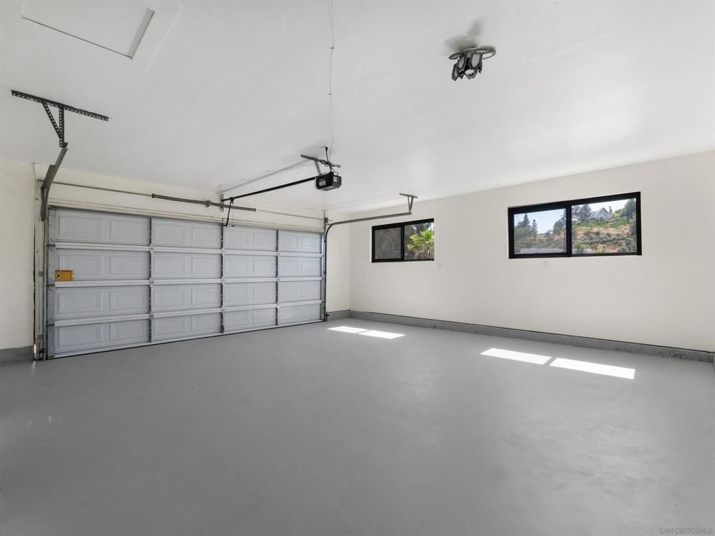 Image 23 of property listing at 1331 Ramblewood, Alpine, CA 91901