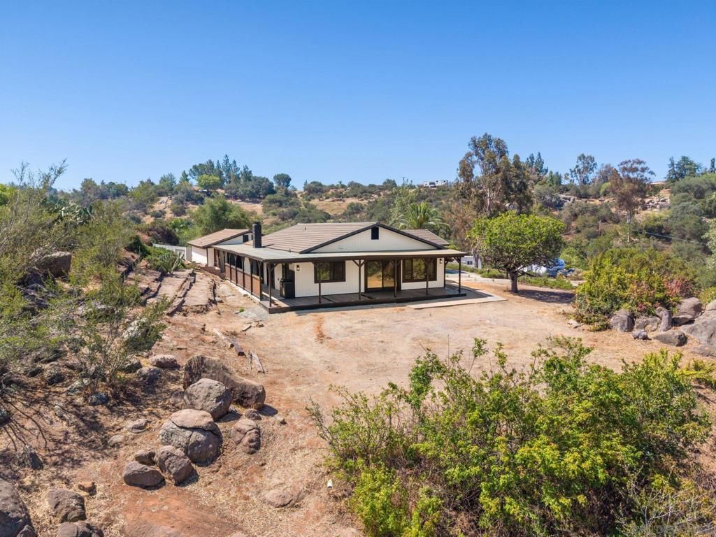 Image 29 of property listing at 1331 Ramblewood, Alpine, CA 91901