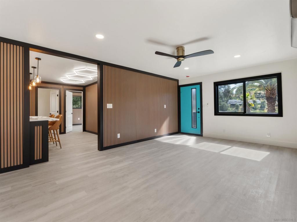 Image 32 of property listing at 1331 Ramblewood, Alpine, CA 91901