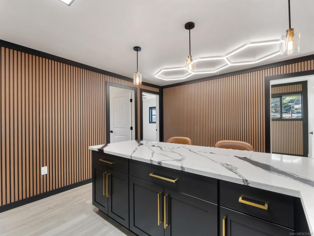 Image 37 of property listing at 1331 Ramblewood, Alpine, CA 91901